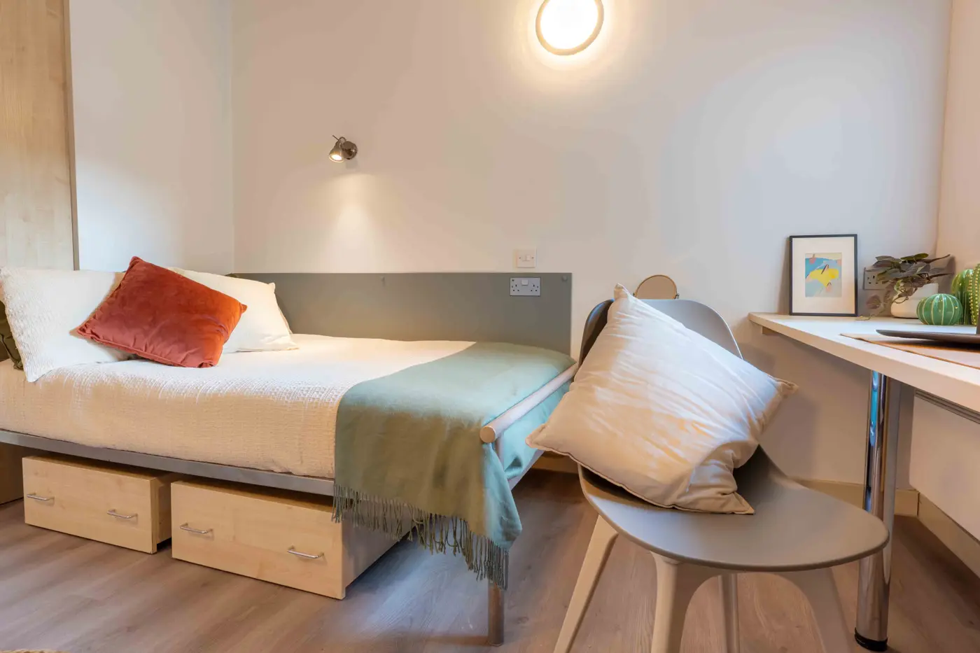 Little Aspley House supporting image